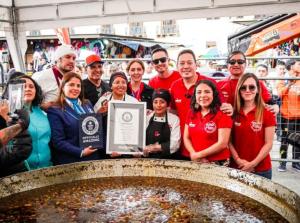 Cuenca obtiene nuevo Récord Guinness con el Mote Pata más Grande del Mundo